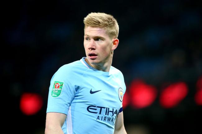 详解棒球规则中的“手套尺寸标准”防止通过特殊装备获取不当利益